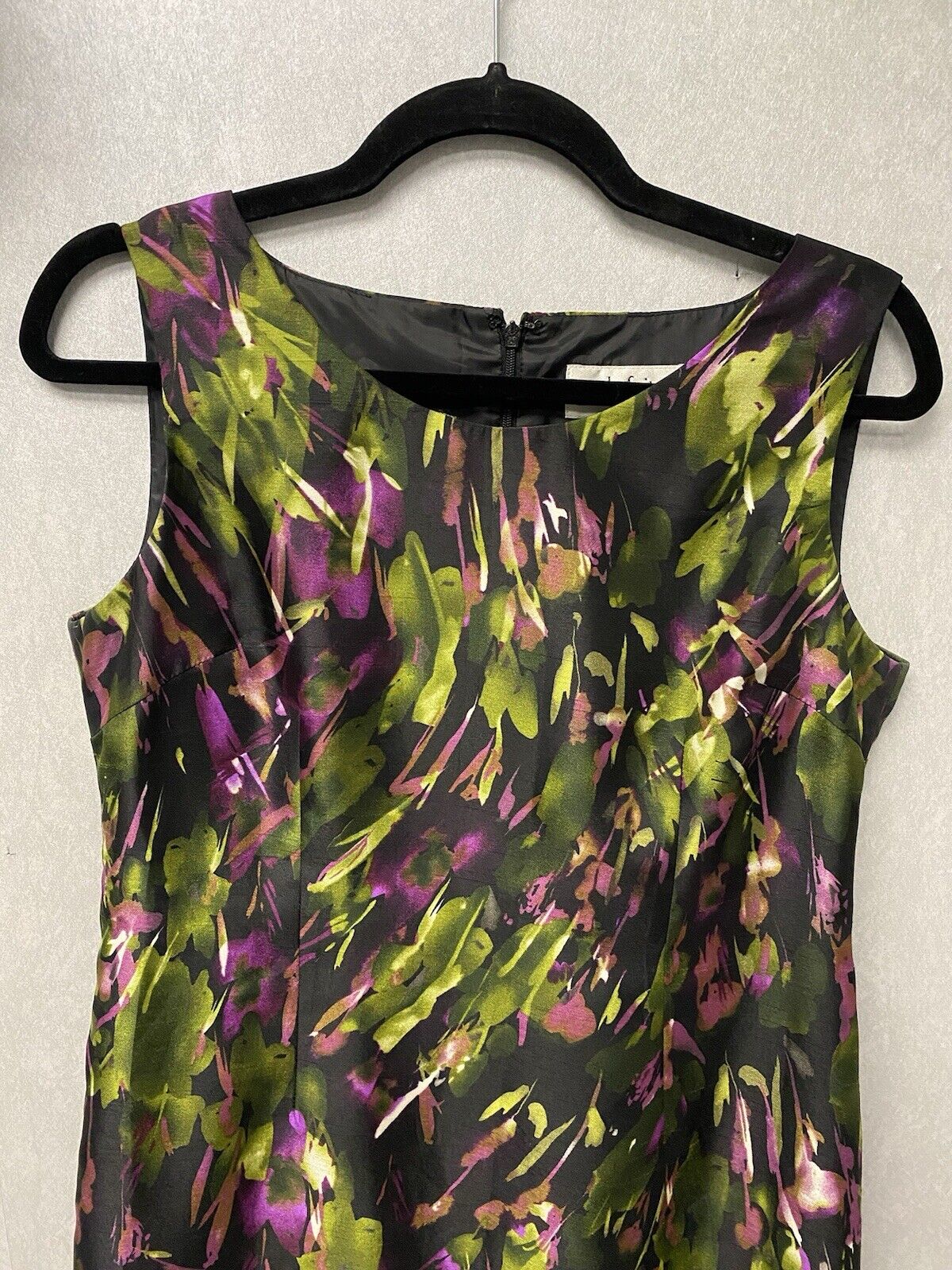 Le Suit Women's Black, Purple, & Green Sleeveless Dress Size 6P