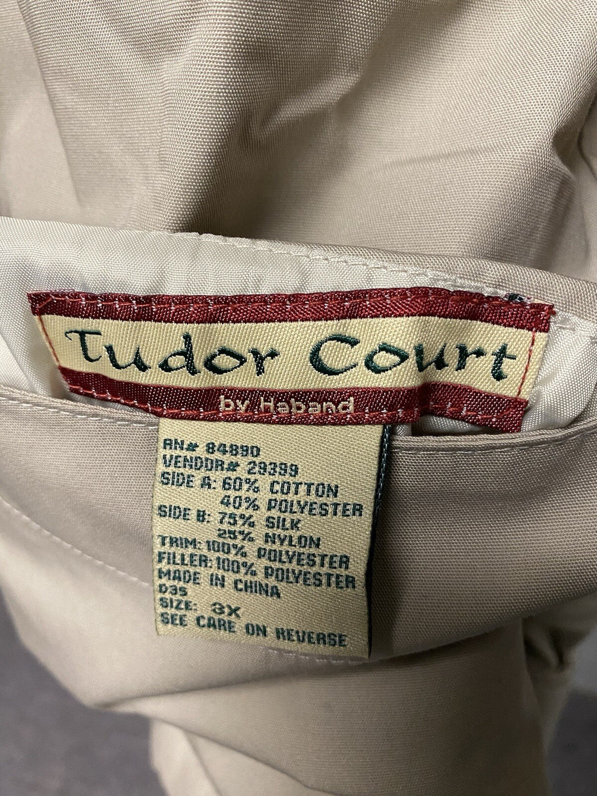Tudor Court Beige Jacket Hooded And Reversible Size 3x