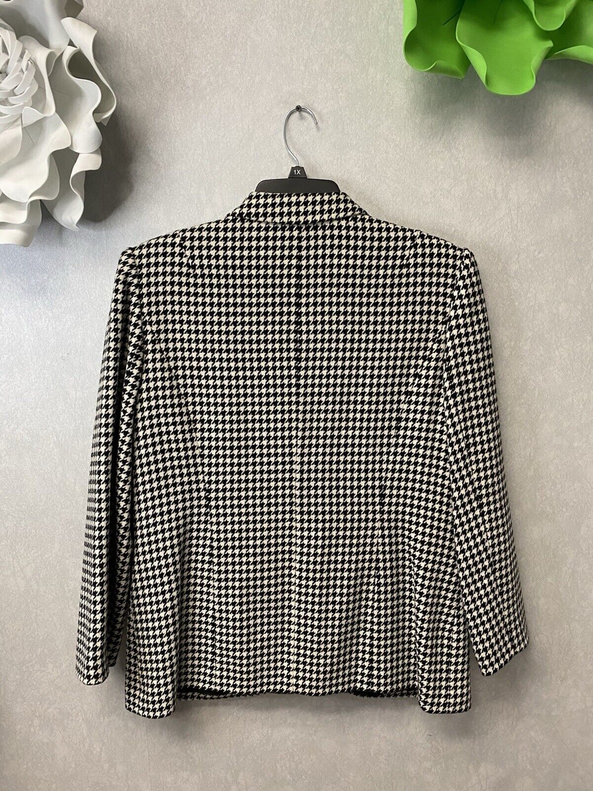 Apostrophe Bk/WT Houndstooth Blazer Size Large
