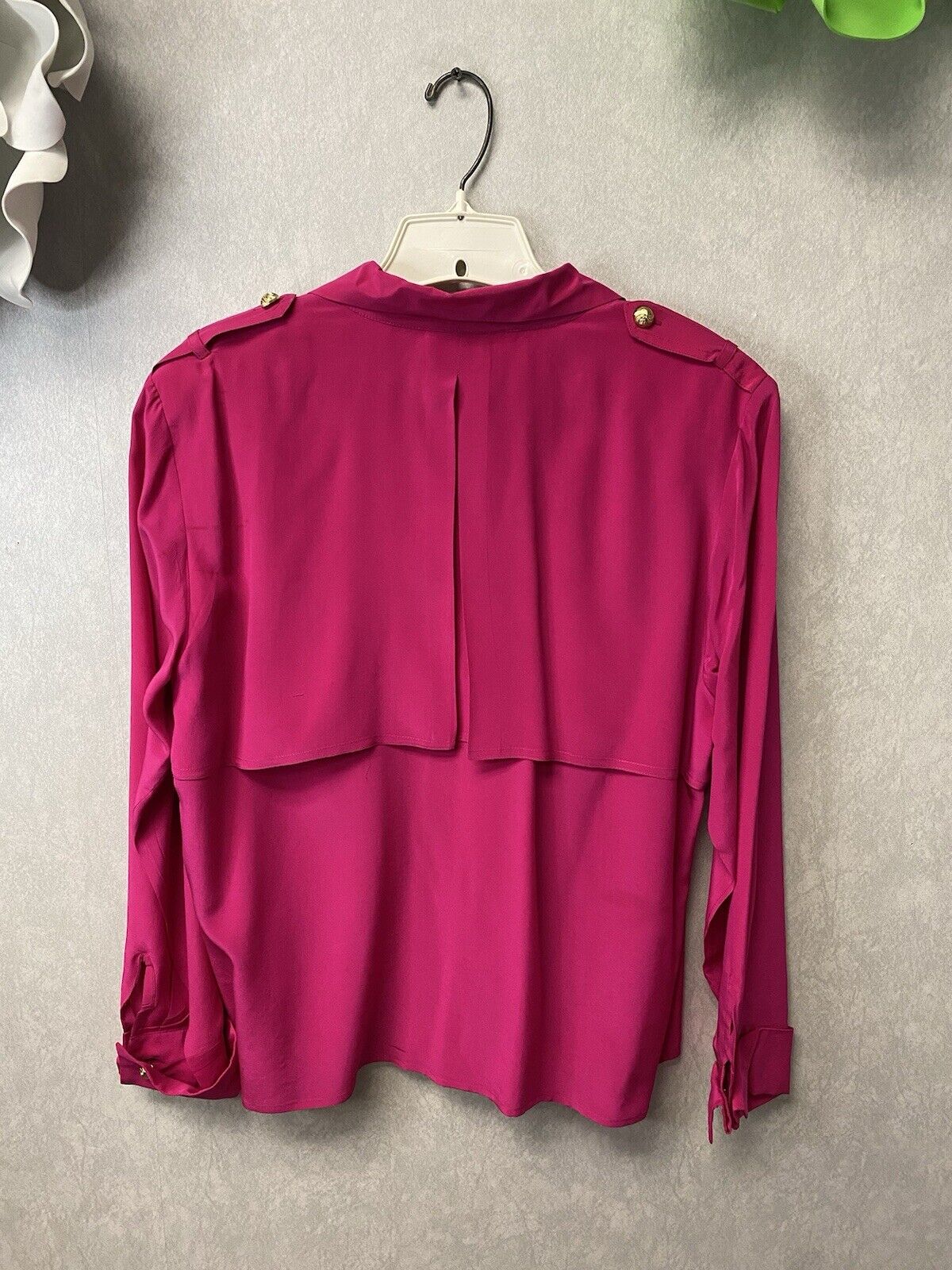Vintage YL Studio 100% silk Pink Size 12 gold buttons With Cuffs