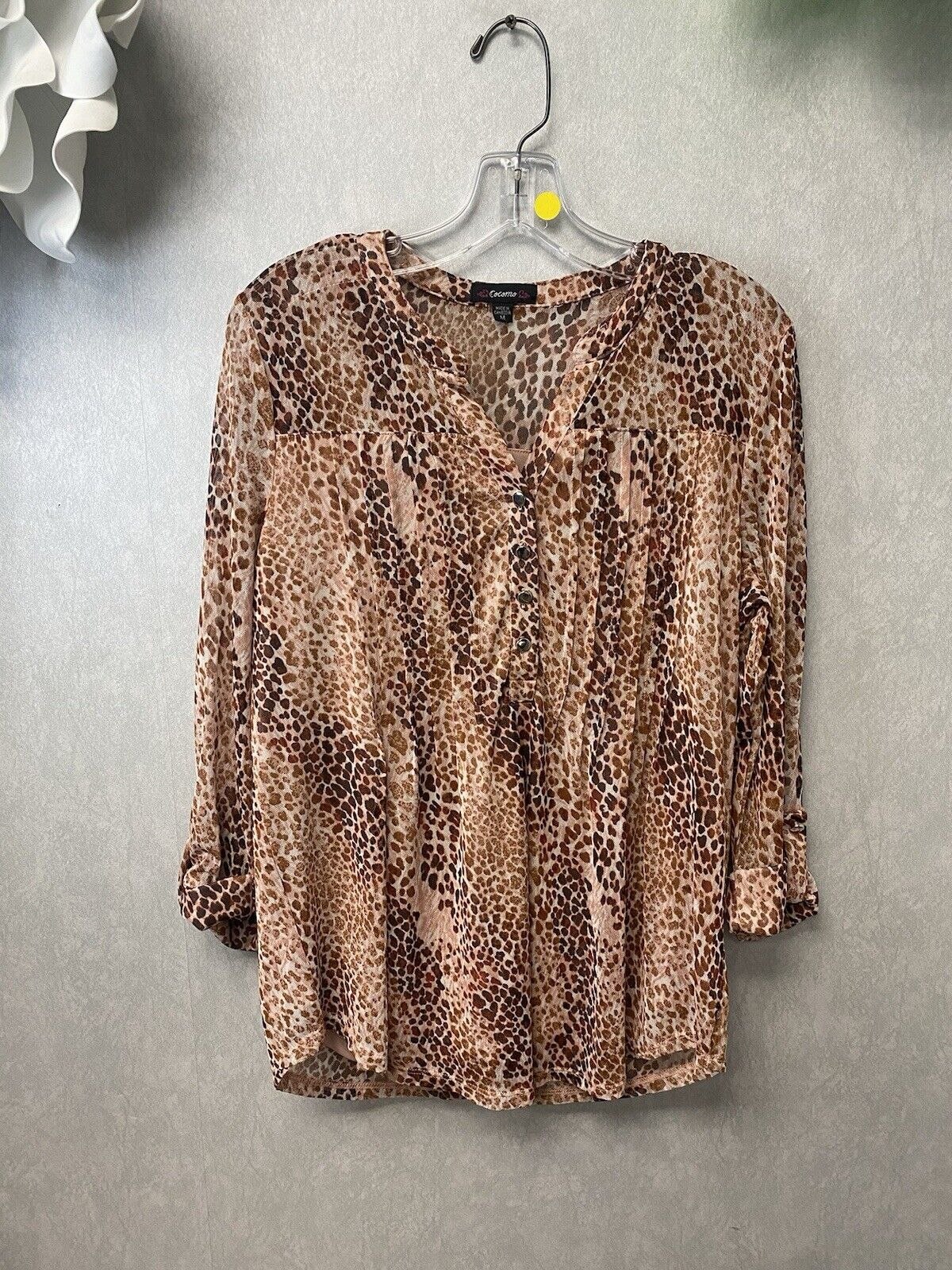 Cocomo Pink Leopard Print Pintuck Plus 3/4 Sleeve Blouse Top Shirt Med VNeck