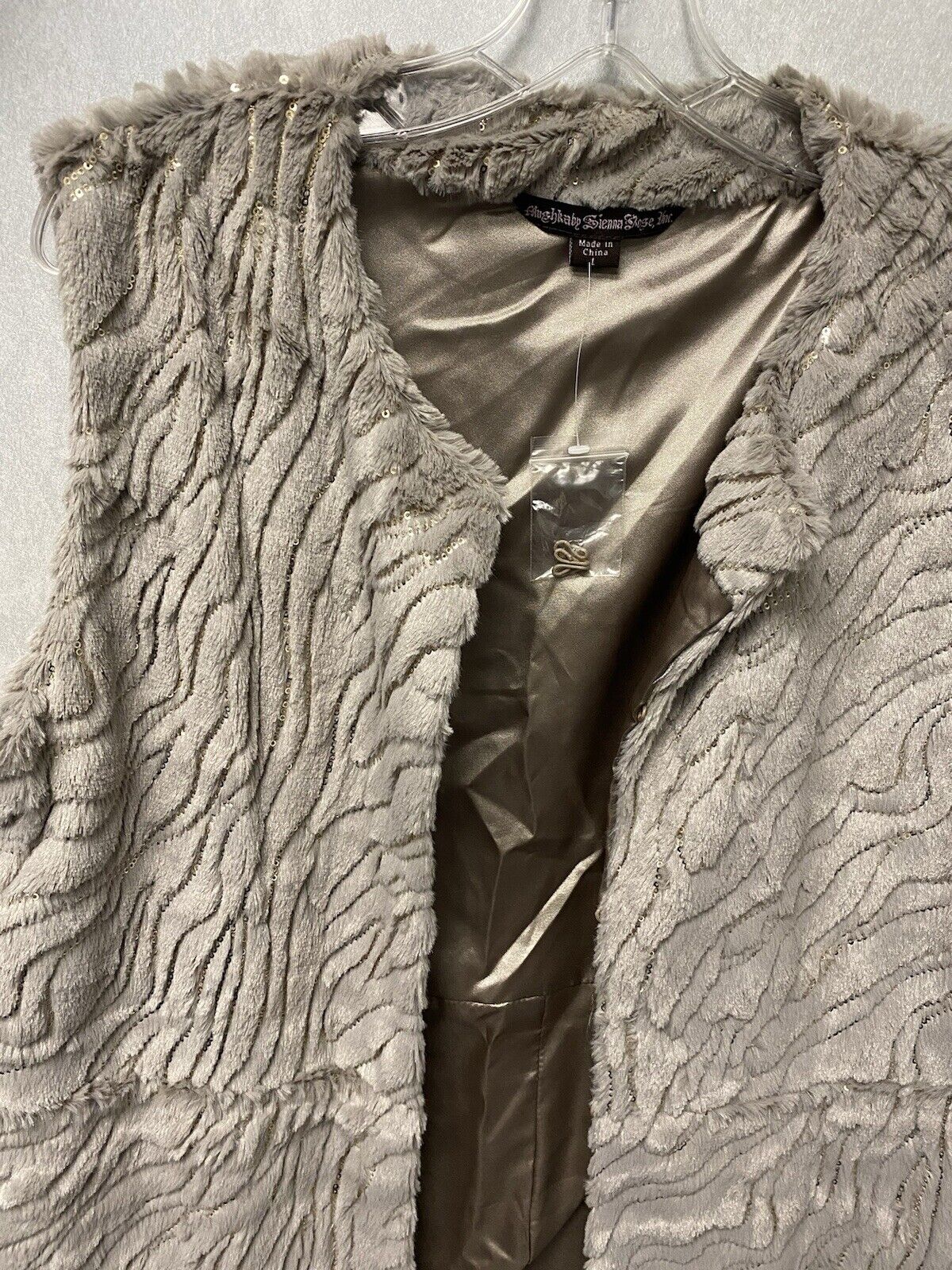 Mushka Sienna Rose Grey Faux Rabbit Fur Gold Sequin Long Vest Furrier Hooks Sz M