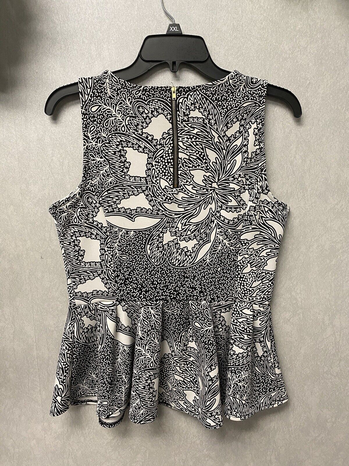 WORTHINGTON-Women's Bohemian Style Black and White Peplum Top Size Med