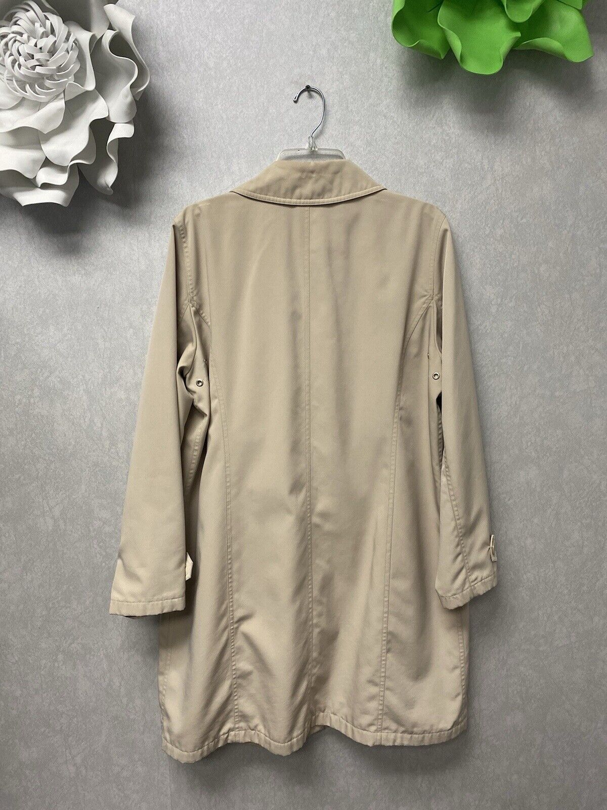 Liz Claiborne Outerwear Beige Trench Coat Jacket Lined Womens Size Large