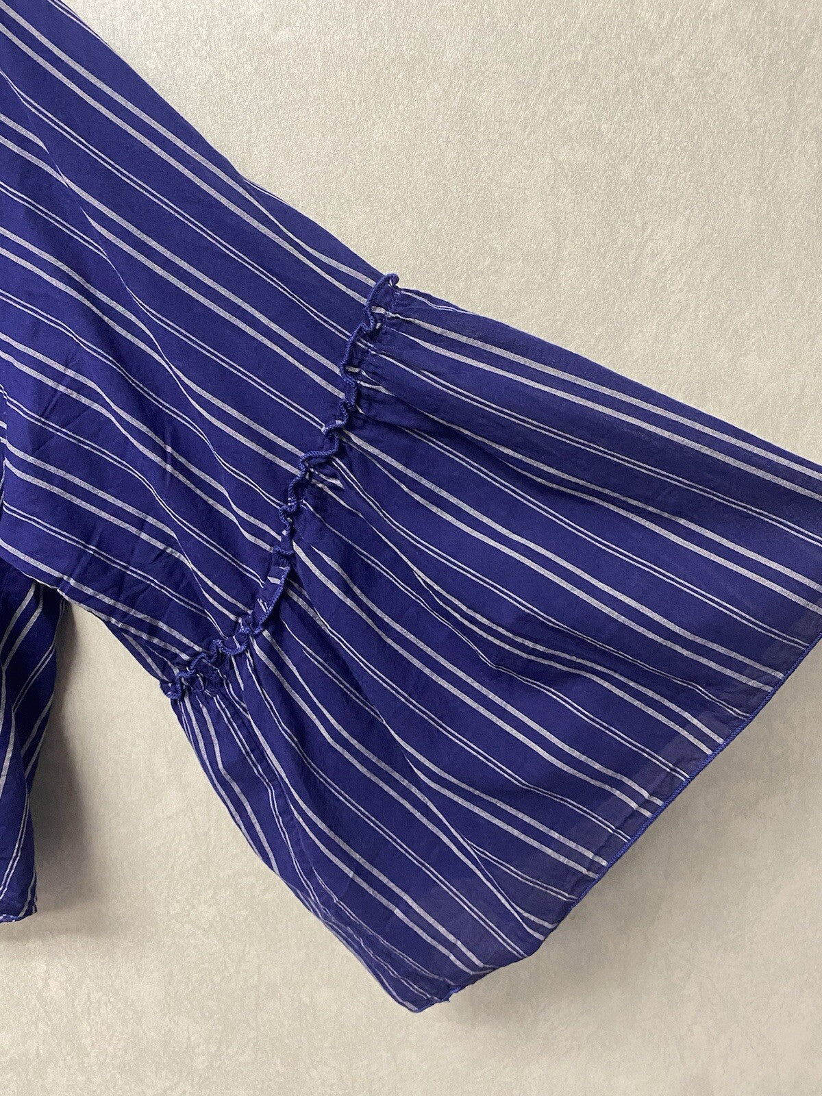 Lavender Field Blouse Blue Striped V-Neck Bell Sleeve Cropped Boho Size Small