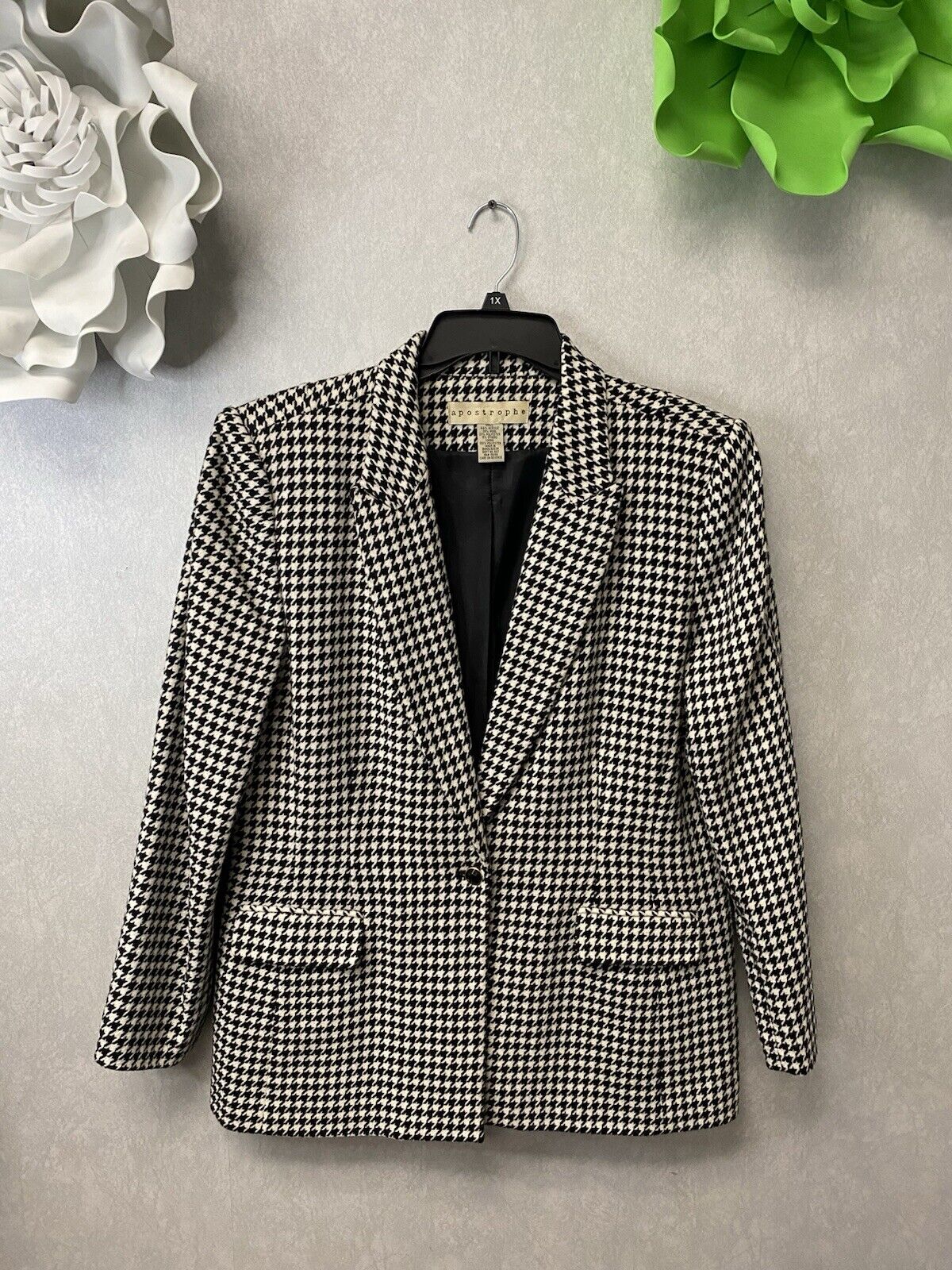 Apostrophe Bk/WT Houndstooth Blazer Size Large