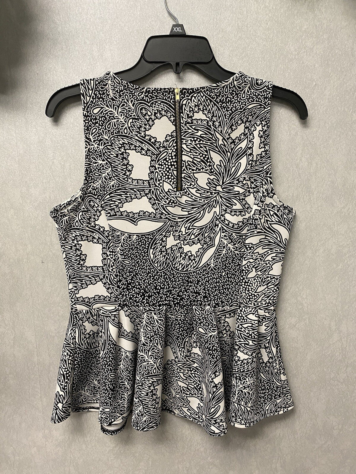 WORTHINGTON-Women's Bohemian Style Black and White Peplum Top Size Med