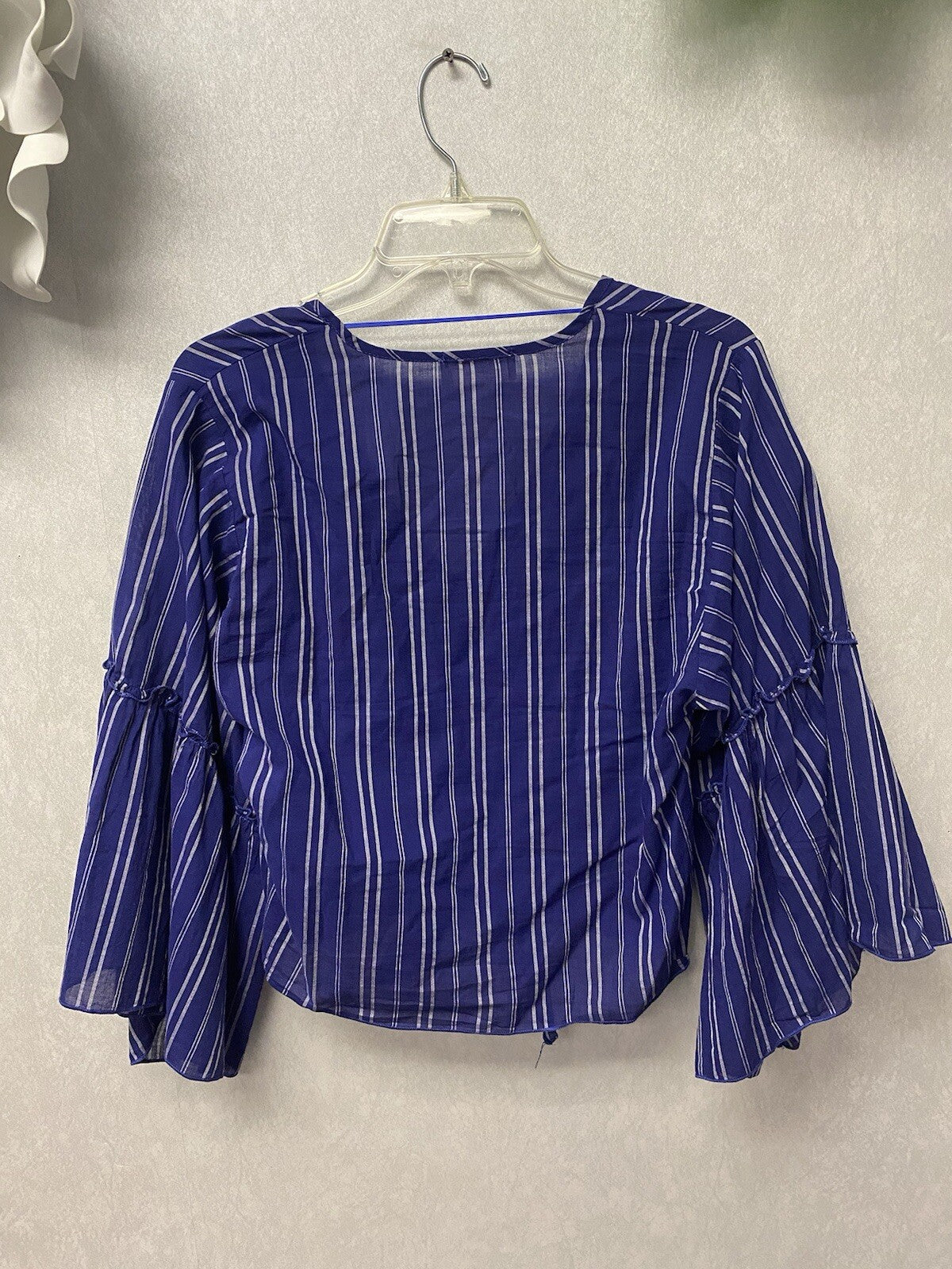 Lavender Field Blouse Blue Striped V-Neck Bell Sleeve Cropped Boho Size Small