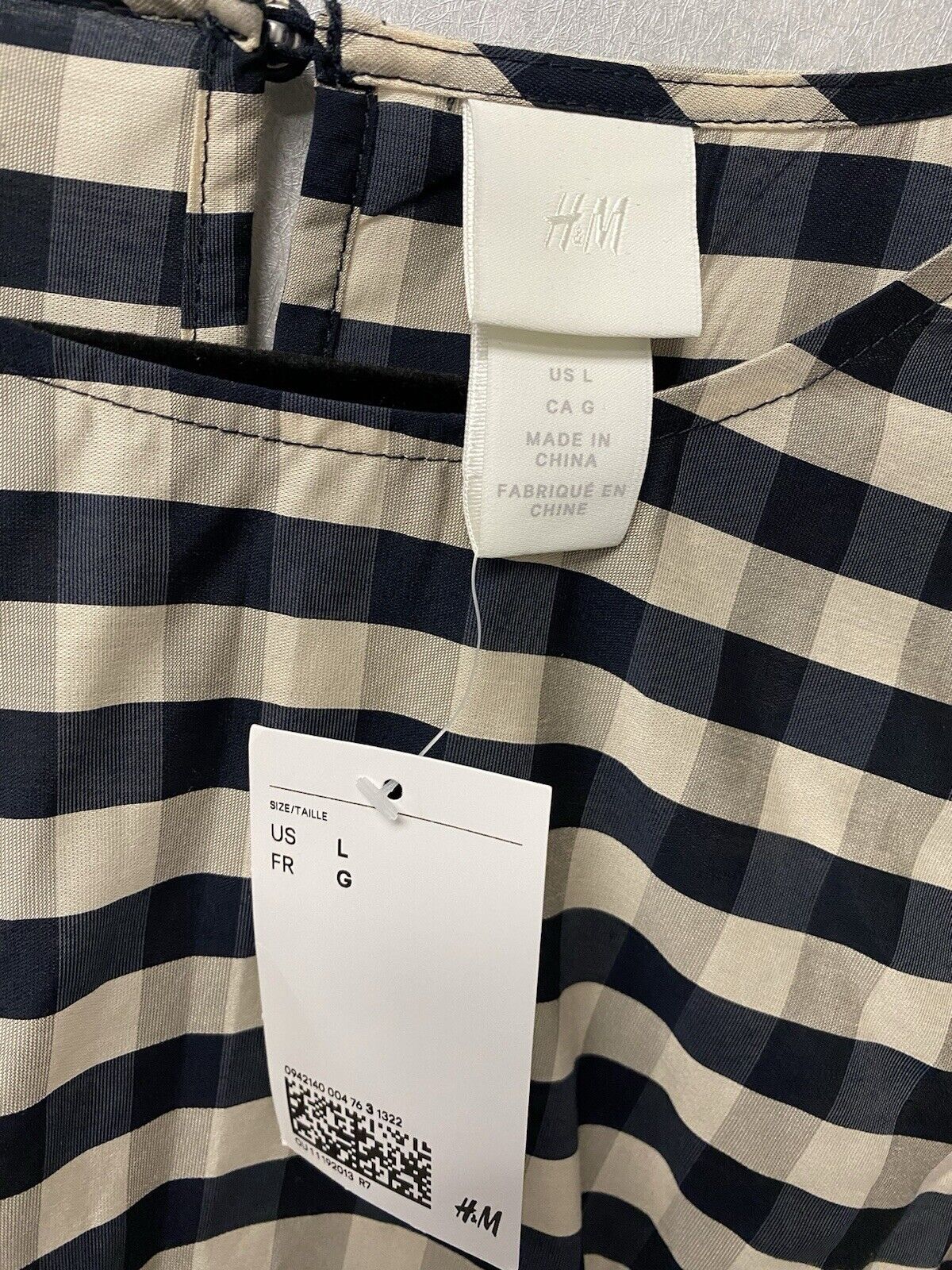 H&M Striped / Checkered Dress Woman’s Size Large Puff Sleeves Navy/Beige
