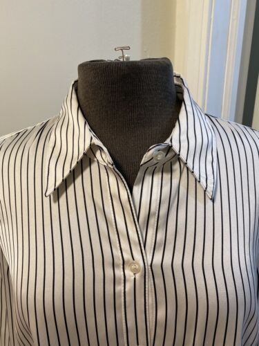 Kasper Women'S Black White Pinstripe Button-Down Blouse Top Size Large