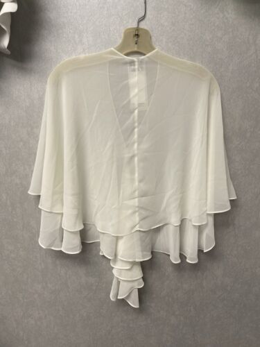 DB Studio Cream Sheer Crop Cape One Size Bat Sleeve