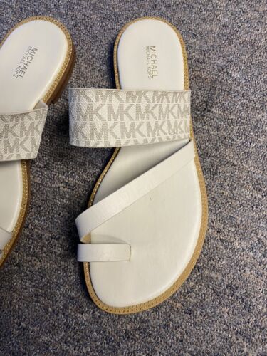 Michael Kors pratt flat Sandal vanilla mono PVC  Mk MONO shoes women Sz 9