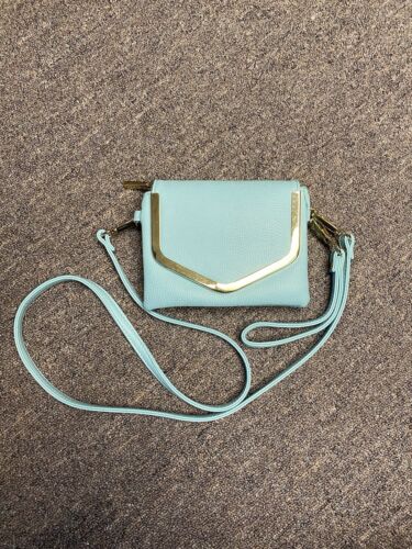 Charming Charlie  Mint/Gold Crossbody/ Wristlet Bag