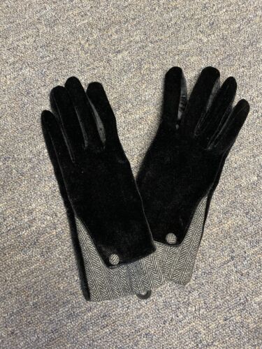 Black/ Grey Herringbone Velour Gloves W/ Touch Index Finger And Thumb Sz Large