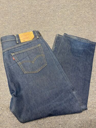 Levis 501 Jeans Mens 44x32 Blue Button Fly Straight Fit 5 Pocket Denim Pants