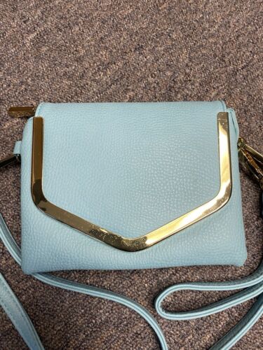 Charming Charlie  Mint/Gold Crossbody/ Wristlet Bag