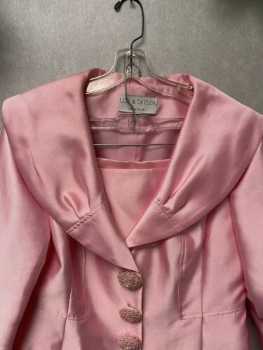 Lily & Taylor Pink w/ Pearls 2pc Dress Suit Size 12