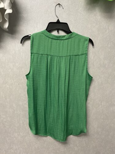 Vince Camuto Women's Inverted-Pleat Top Green Sleeveless Size Med