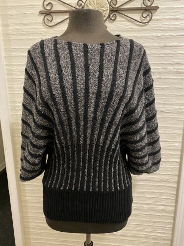 Belamie Pullover Black And Silver Sweater Sz Med