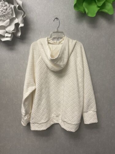 Nine West Cream Quilted Hoodie Size 3X Pocketed