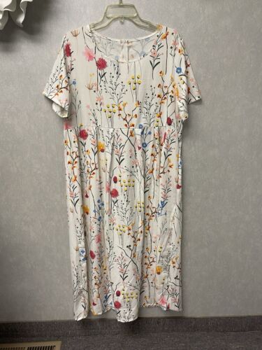 White  Floral Shift Dress Short Sleeve Pockets Maxi  Sz XL