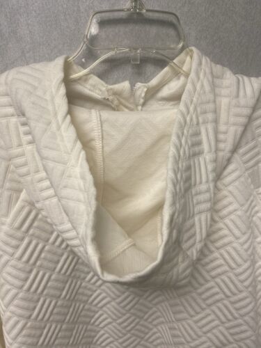 Nine West Cream Quilted Hoodie Size 3X Pocketed