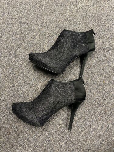 MAURICES Ankle Boots Back Zip Womens 9