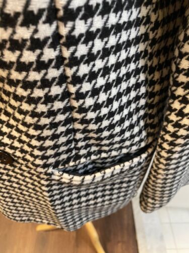 Women's Black and White Houndstooth Blazer, Size Large