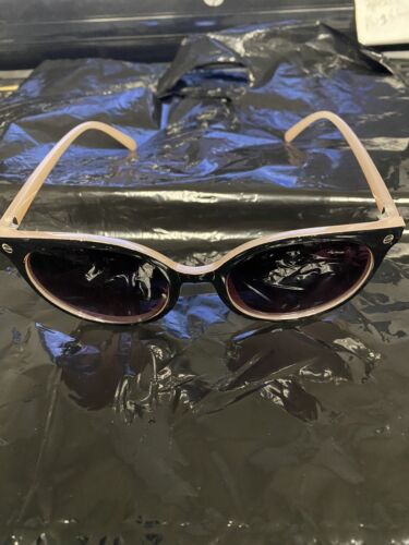 H&M Black and Pink Sunglasses