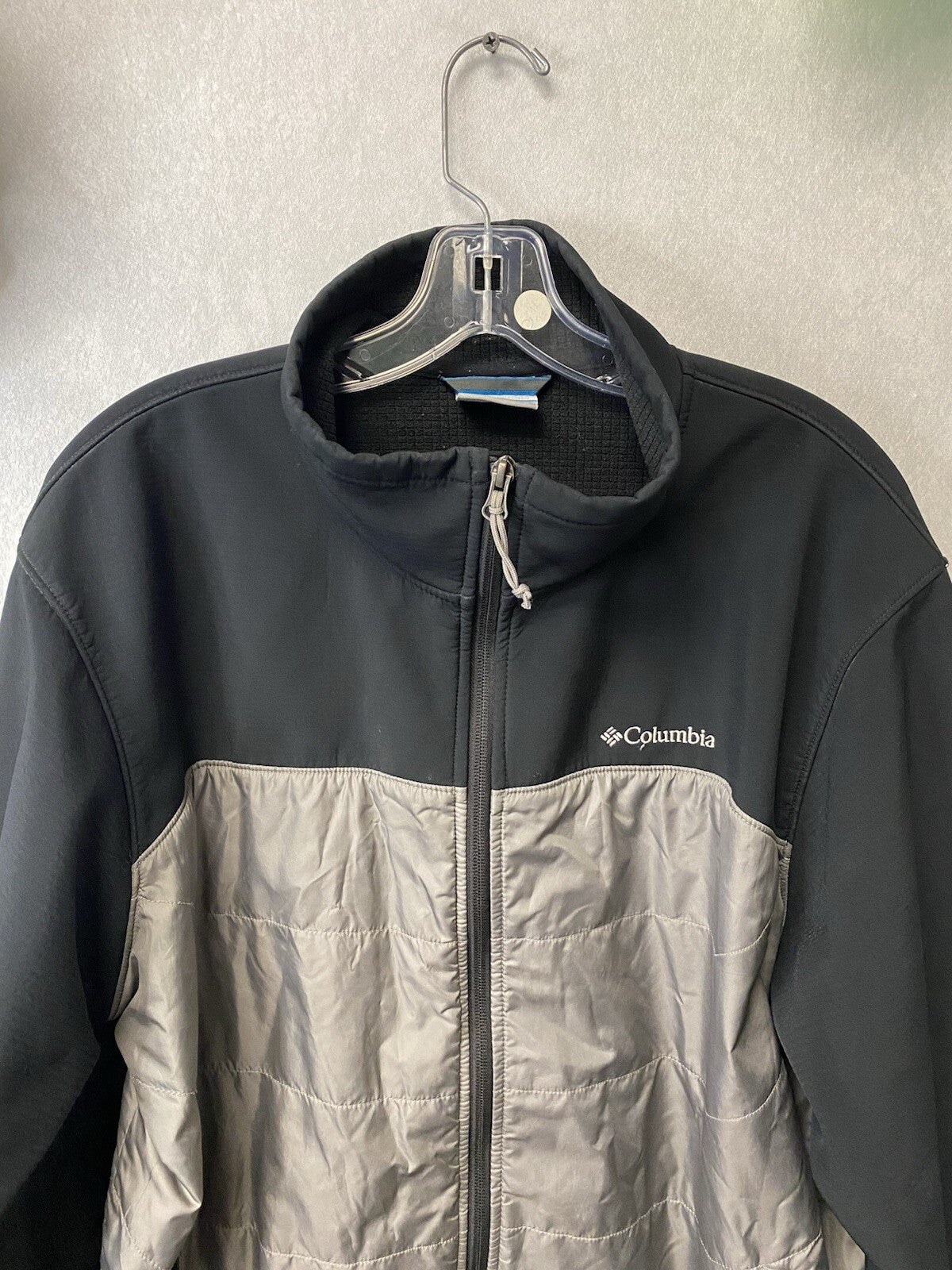 Men's Columbia Barlow Pass Softshell Hybrid Jacket Black & Gray Sportswear  Sz L