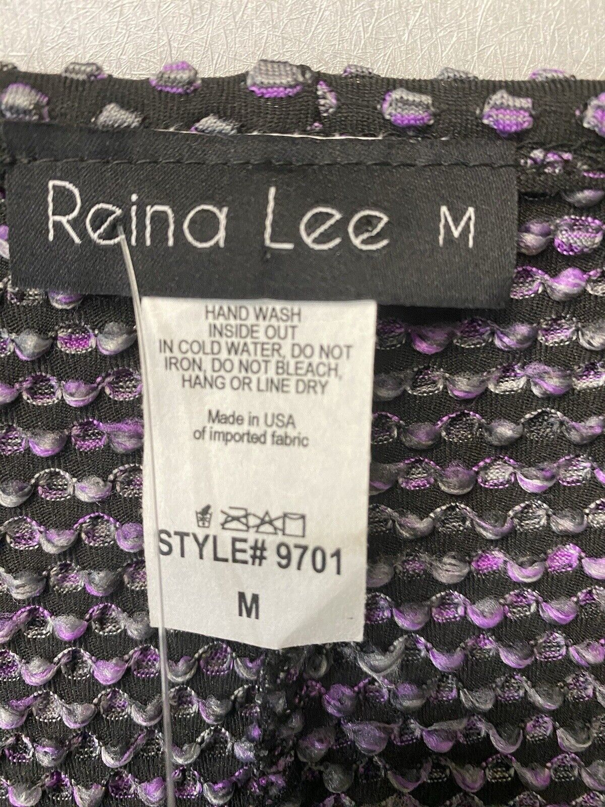 Reina Lee Purple/Black Textured Sweater With Peaks Size Med