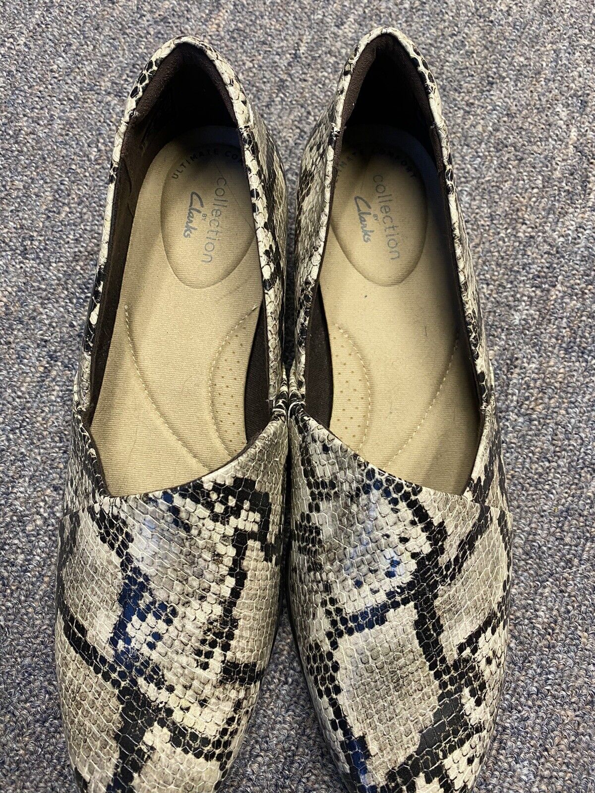 Clarks Collection Womens Juliet Palm Taupe Snake Print Loafers Size 7.5