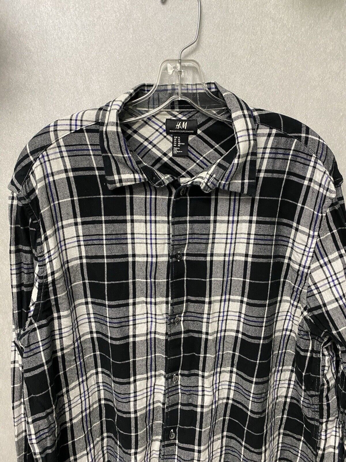 H&M Men Black/ White Plaid Long Sleeve Button Up Shirt Size XL