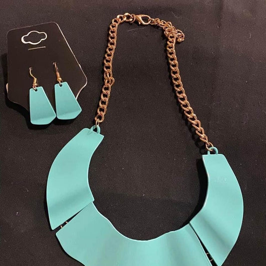 Green 2pc Medal Necklace Set