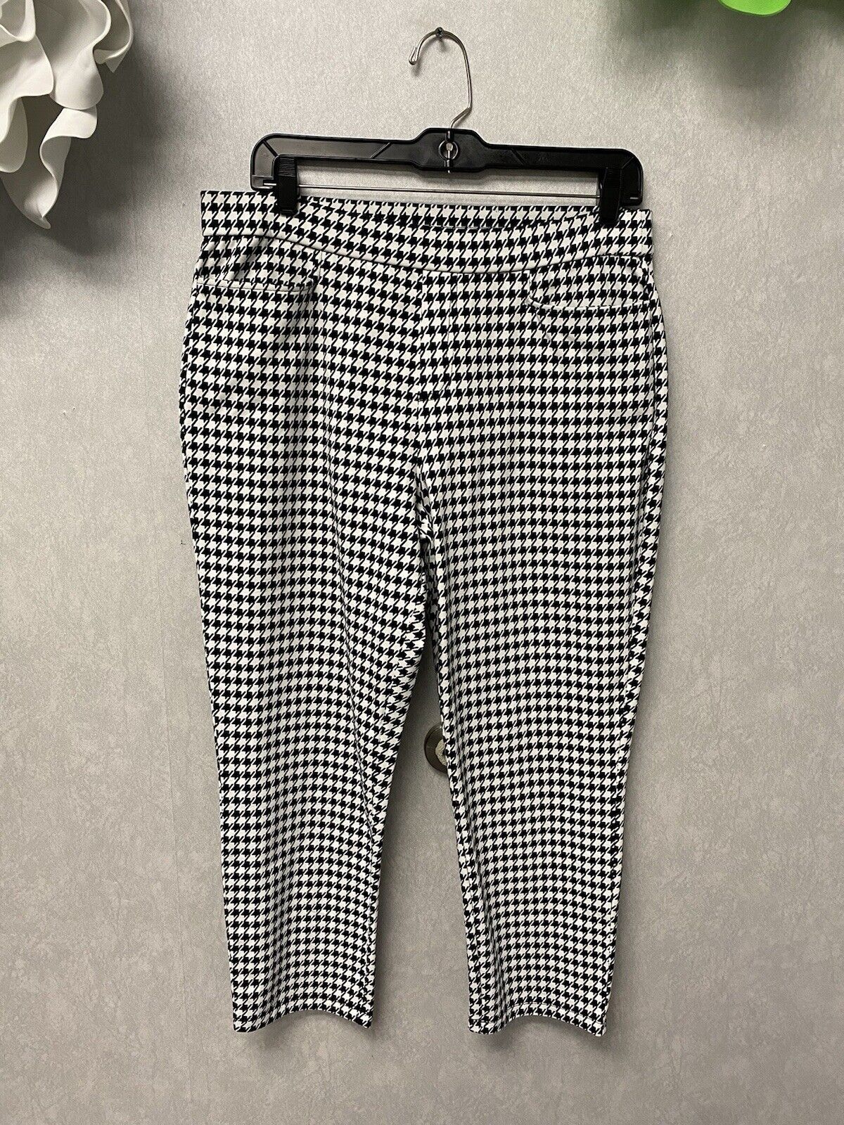 Susan Graver Pants Women Sz MP Weekend Black White Check Gingham Elastic Stretch