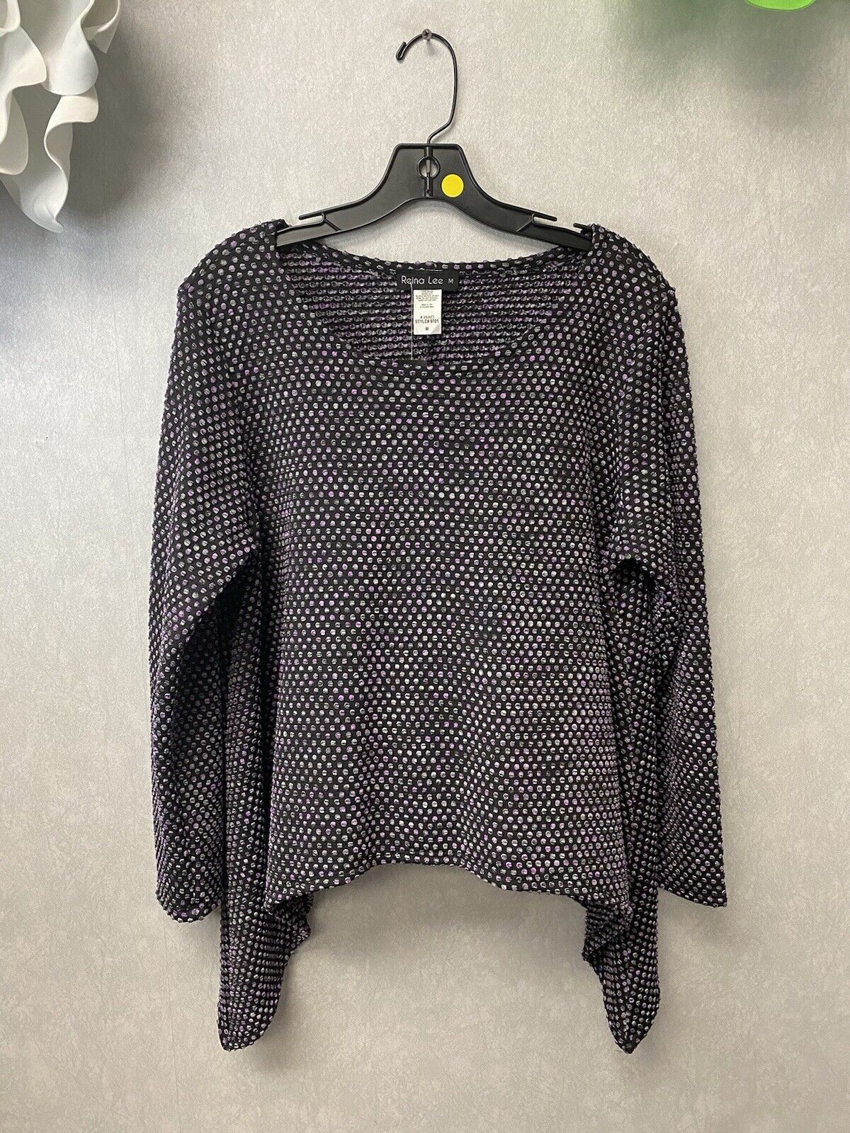 Reina Lee Purple/Black Textured Sweater With Peaks Size Med