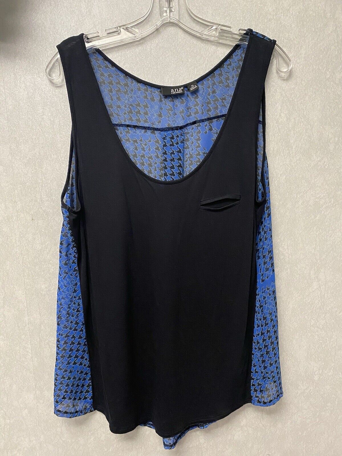 Ana Blue And Black Tank Size XL